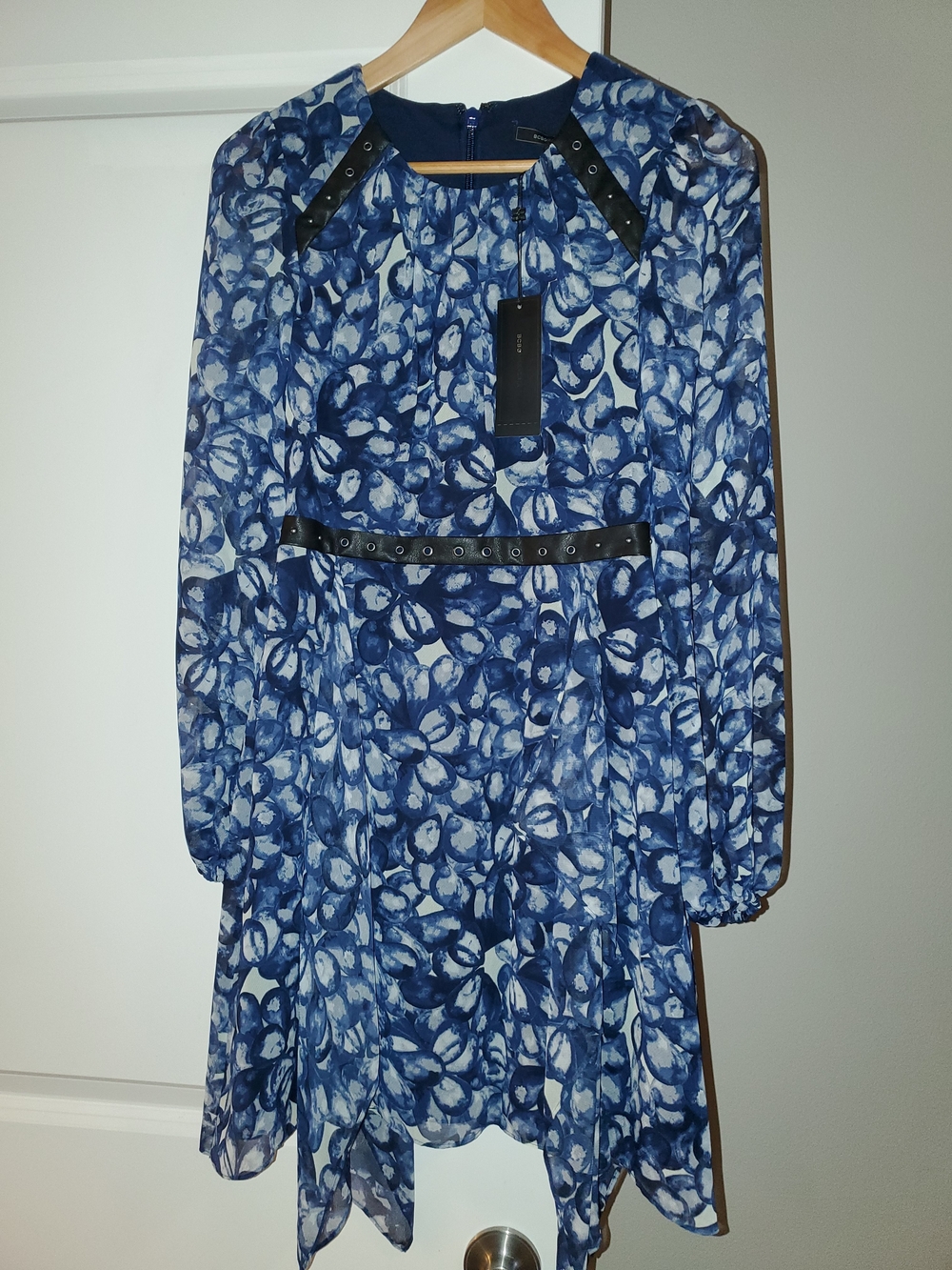 BCBGMaxAzria Blue and White Abstract Print Dress with Grommet Trim